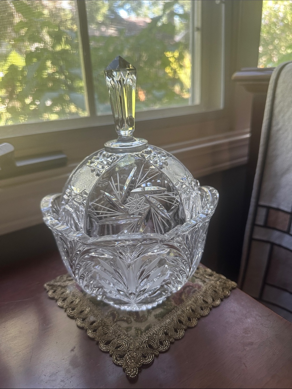 Vintage clear cut lead crystal lidded compote, candy jar w/pinwheel, starburst